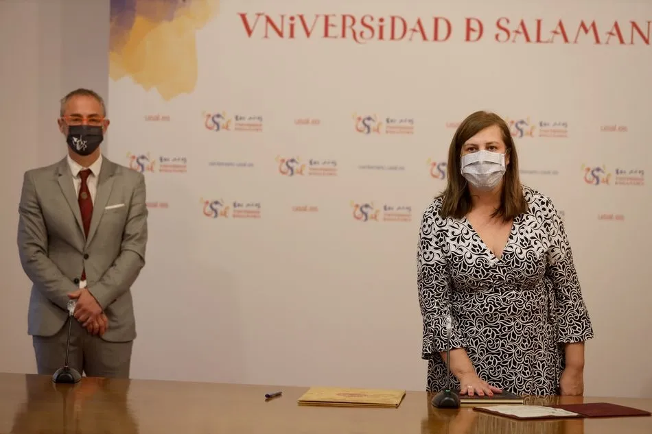 Foto 4 - Los nuevos decanos de la USAL toman posesi&oacute;n de sus cargos