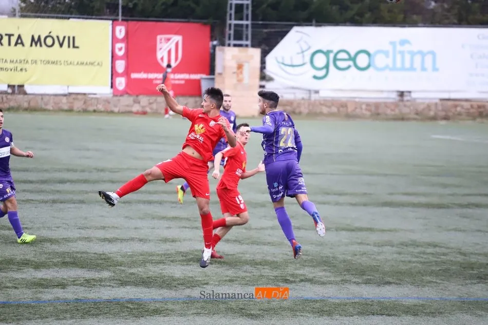 Foto 9 - El Santa Marta consigue un punto ante un combativo Cristo Atl&eacute;tico (0-0)