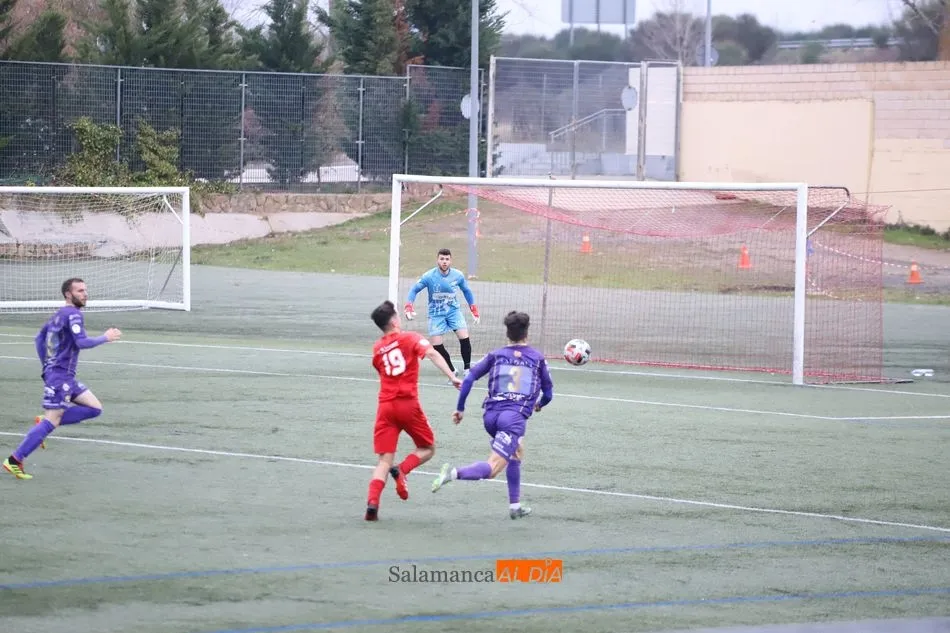 Foto 6 - El Santa Marta consigue un punto ante un combativo Cristo Atl&eacute;tico (0-0)