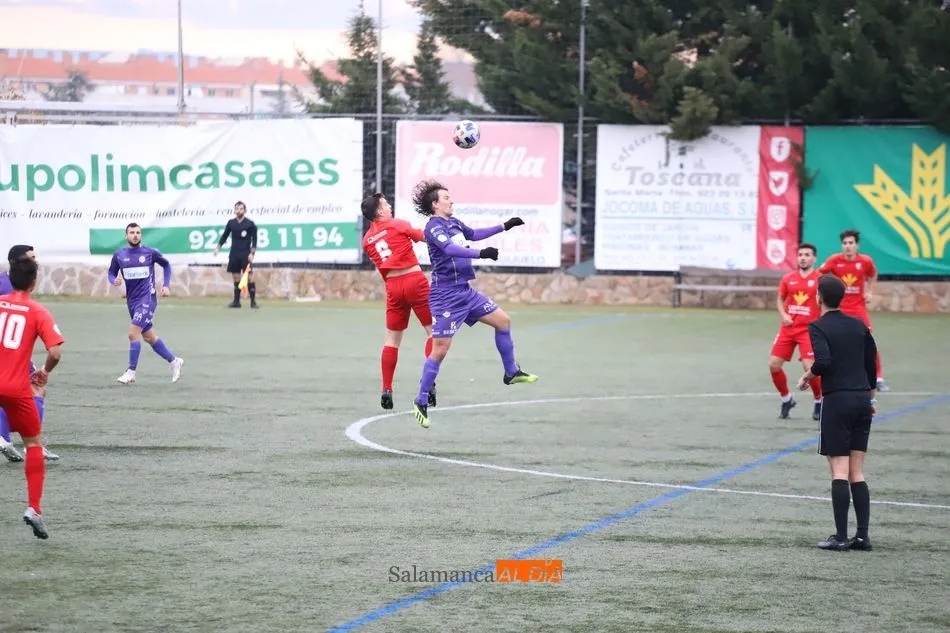 Foto 5 - El Santa Marta consigue un punto ante un combativo Cristo Atl&eacute;tico (0-0)