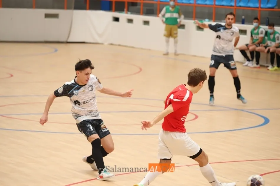 Una imagen del primer partido del curso