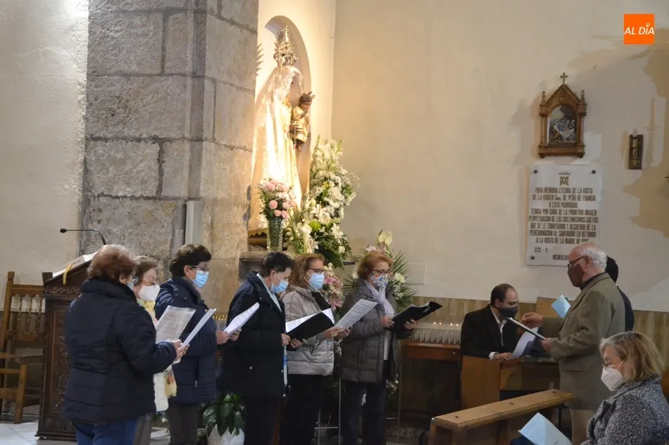Foto 5 - Reestrenado el Himno de San Andr&eacute;s como apertura de las fiestas de la Parroquia  