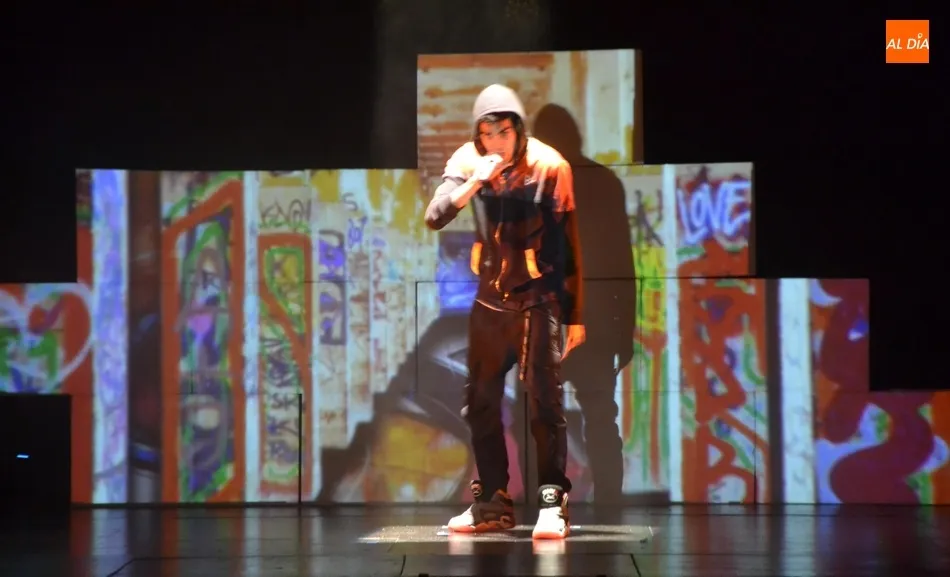 Foto 10 - Alabada clase magistral de cultura urbana a cargo de &lsquo;Breakin Barrio&rsquo; en el Teatro Nuevo  