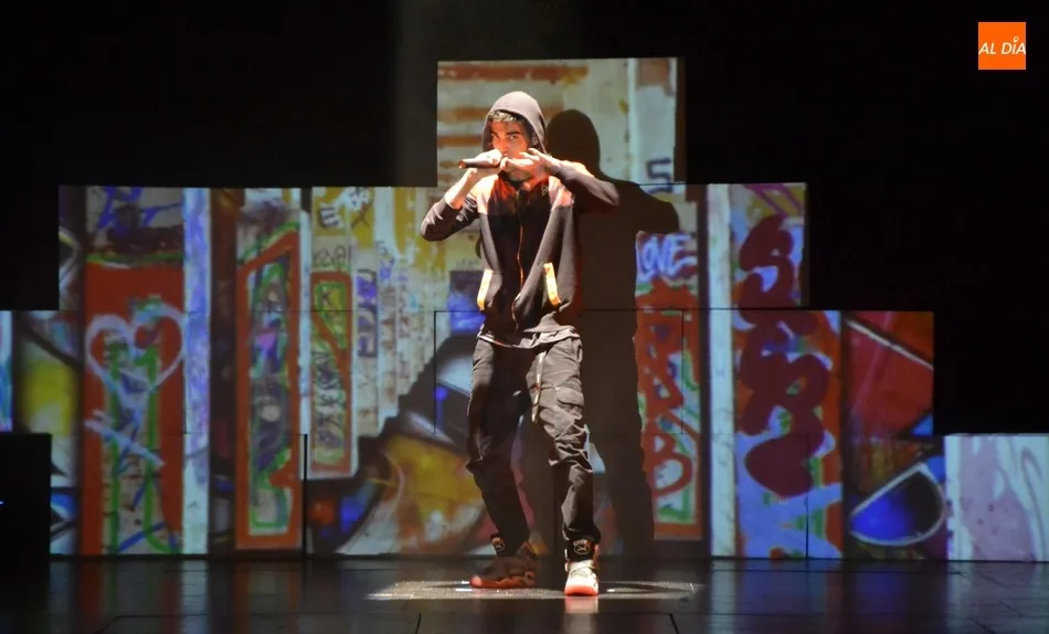 Alabada clase magistral de cultura urbana a cargo de ‘Breakin Barrio’ en el Teatro Nuevo  