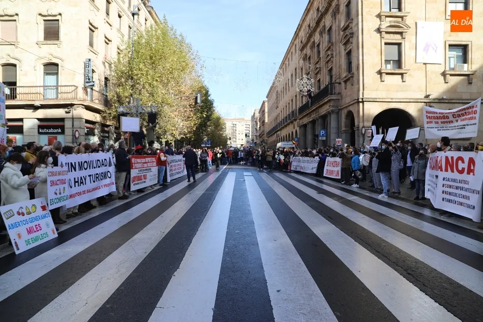 Foto 9 - Los aut&oacute;nomos claman en las calles de Salamanca: &ldquo;Necesitamos trabajar ya&rdquo;