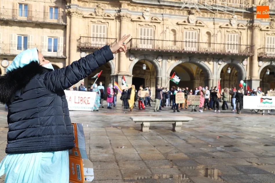 Foto 9 - La Plaza Mayor acoge una manifestaci&oacute;n a favor del Pueblo Saharui