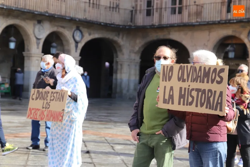 Foto 2 - La Plaza Mayor acoge una manifestaci&oacute;n a favor del Pueblo Saharui