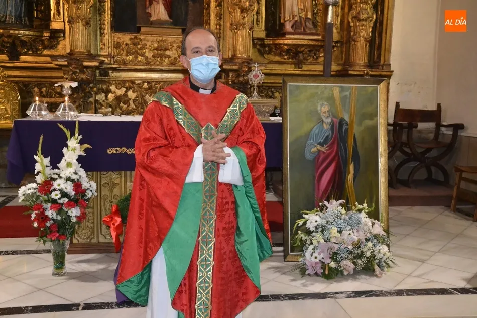 Foto 2 - San Andr&eacute;s culmina la celebraci&oacute;n de su patr&oacute;n con una misa solemne  