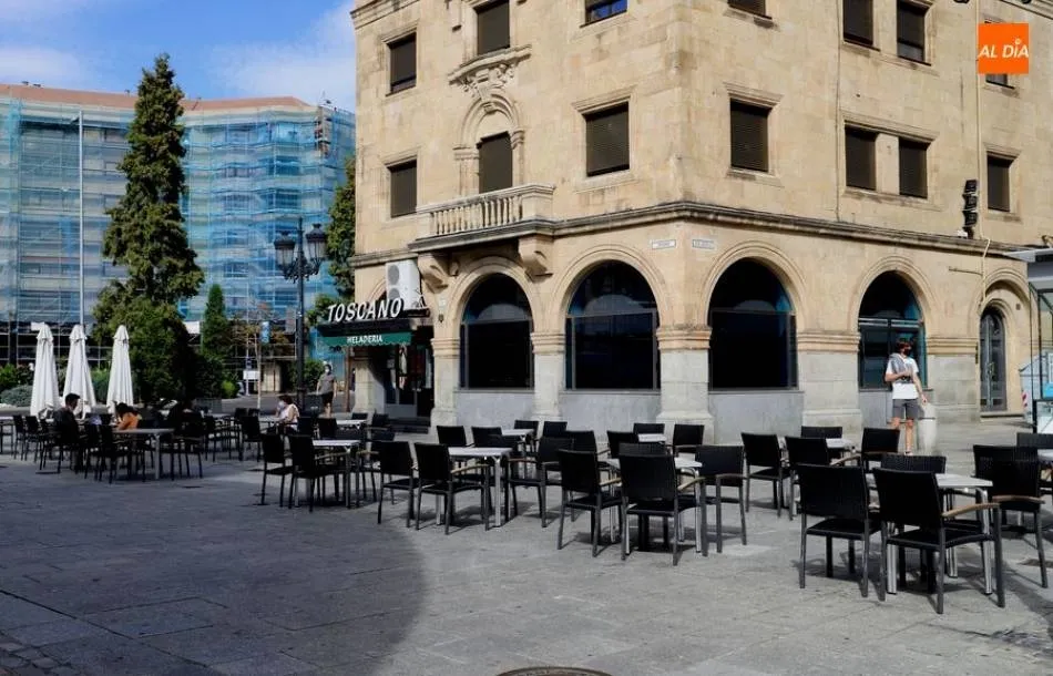 Terrazas en la vía pública antes del último cierre temporal de la hostelería