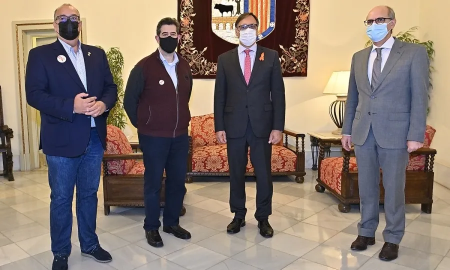 Carbayo e Iglesias manifiestan su apoyo a la educación concertada y rechazan la nueva ley...