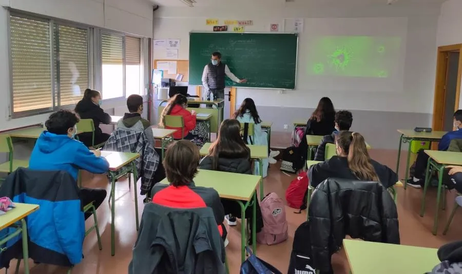 Charla de Jorge García en el IES Calisto y Melibea, en Santa Marta