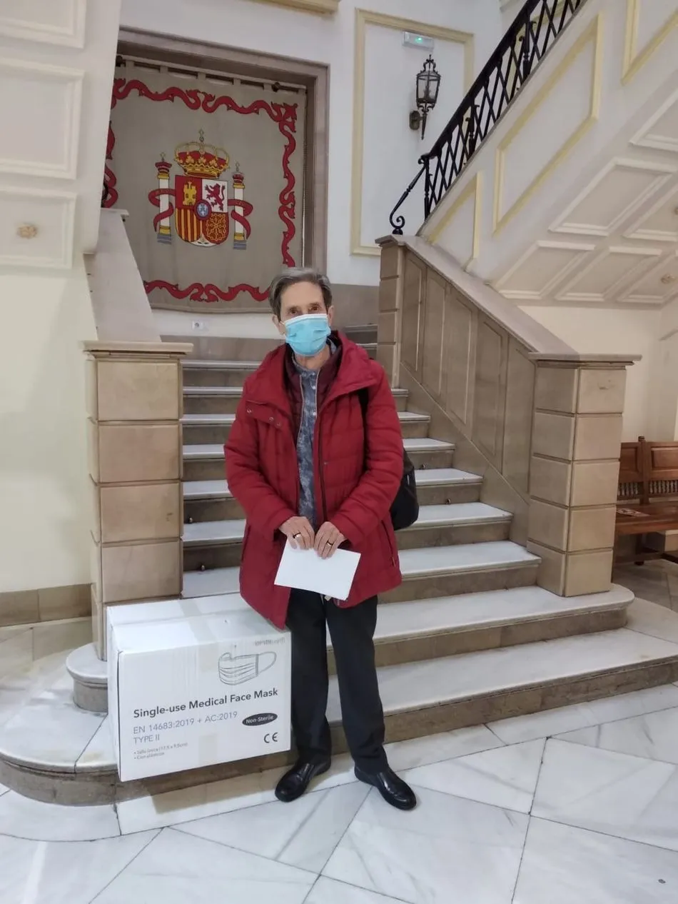 Foto 2 - Llegan a Salamanca 88.000 mascarillas para su reparto entre los colectivos m&aacute;s vulnerables