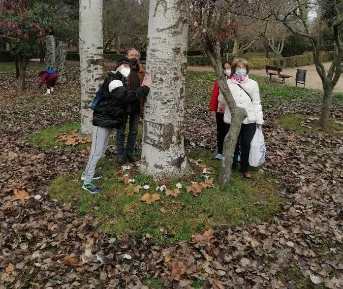 Foto 7 - Usuarios de Insolamis disfrutan una experiencia art&iacute;stica en el parque de los Jesuitas