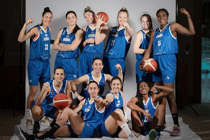 Así fue el Perfumerías Avenida vs Nadezhda