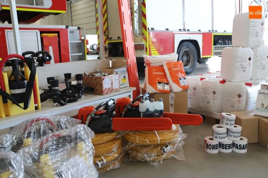 Foto 2 - La Diputaci&oacute;n invierte 53.000 en material para los bomberos de la provincia, incluido un dron
