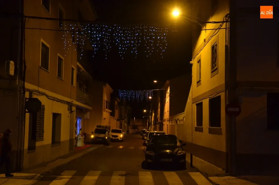 Foto 10 - Encendido el alumbrado navide&ntilde;o, que estrena en la Plaza Mayor un &aacute;rbol con&nbsp;11.640 luces  