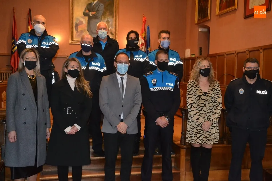 Toma posesión el último agente que se ha incorporado a la Policía Local  