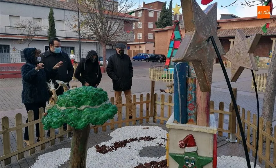 Foto 11 - Santa Marta recicla sus carrozas para construir un &lsquo;Peque&ntilde;o Poblado Navide&ntilde;o&rsquo;