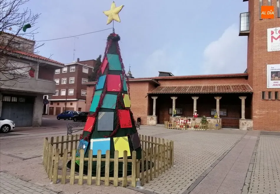 Foto 5 - Santa Marta recicla sus carrozas para construir un &lsquo;Peque&ntilde;o Poblado Navide&ntilde;o&rsquo;