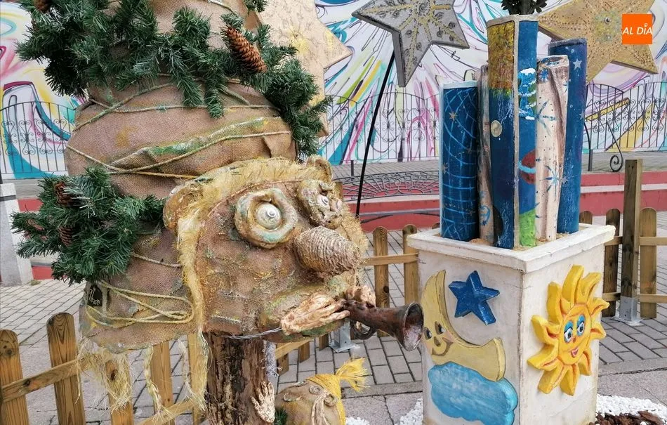 Foto 4 - Santa Marta recicla sus carrozas para construir un &lsquo;Peque&ntilde;o Poblado Navide&ntilde;o&rsquo;