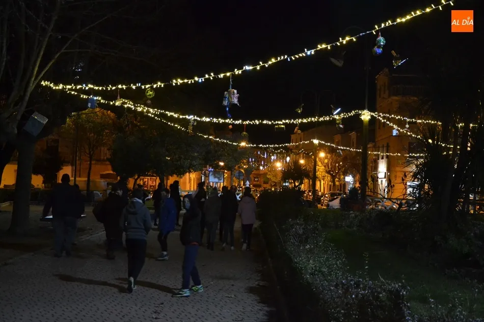 Foto 9 - El Parque de La Glorieta luce ya su novedoso look navide&ntilde;o  