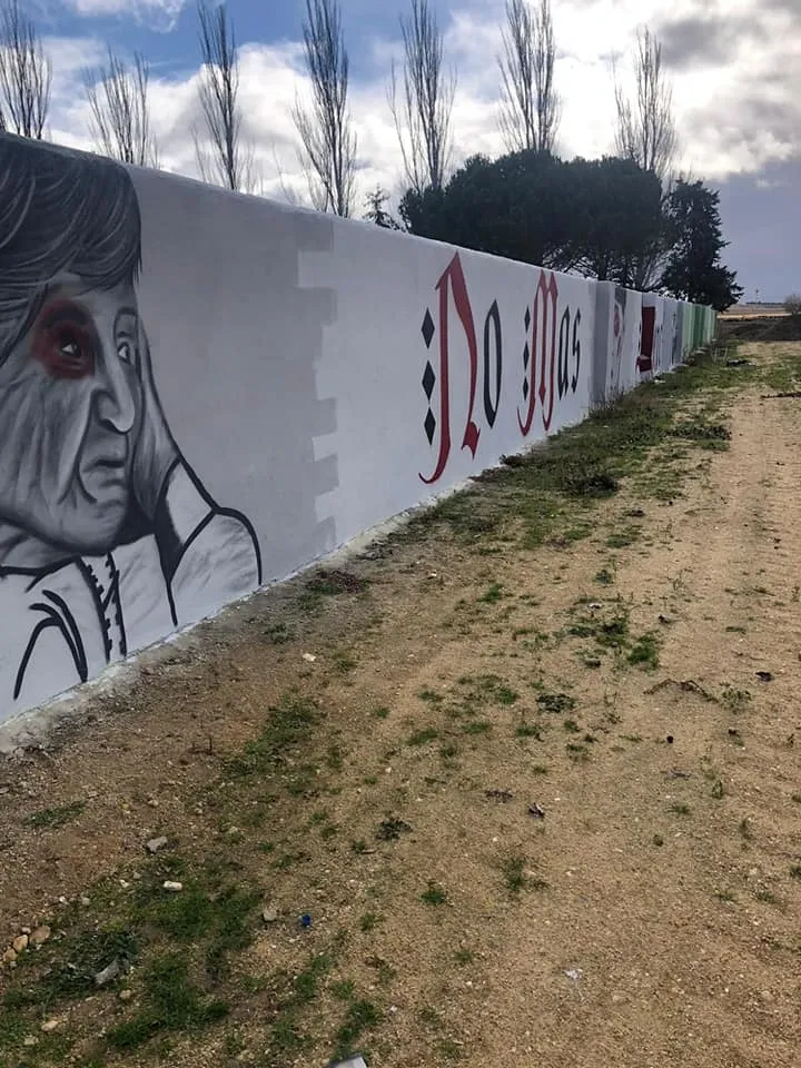 Foto 2 - Villoria estrena un mural contra la violencia  