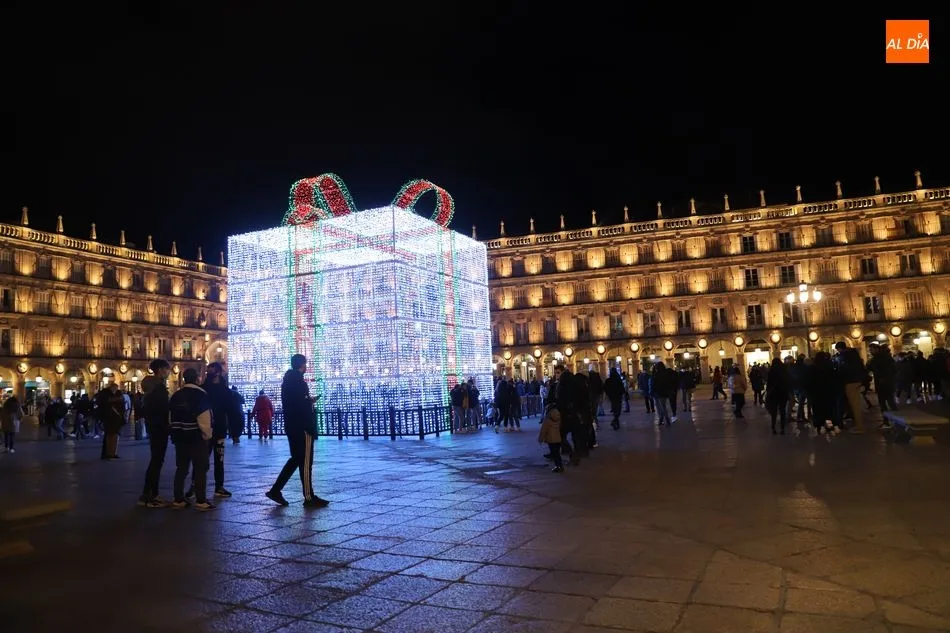 Foto 2 - La reapertura de la hosteler&iacute;a anima a los vecinos a ocupar las terrazas pese al fr&iacute;o