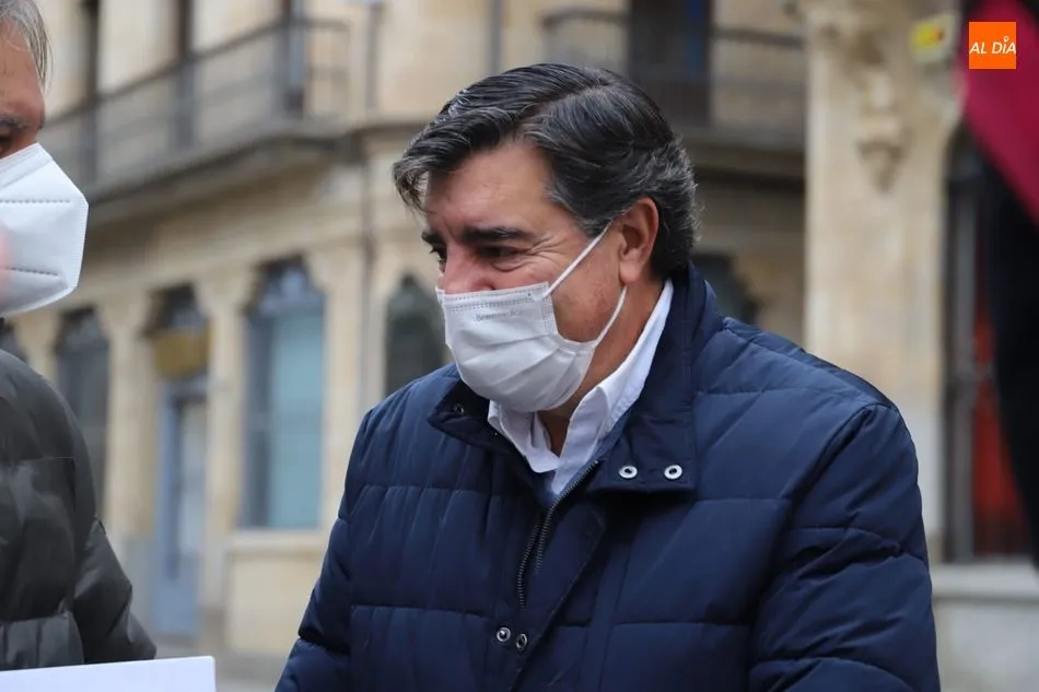 Foto 6 - El PP de Salamanca llama a defender la Constituci&oacute;n frente a quienes pretenden destruir Espa&ntilde;a