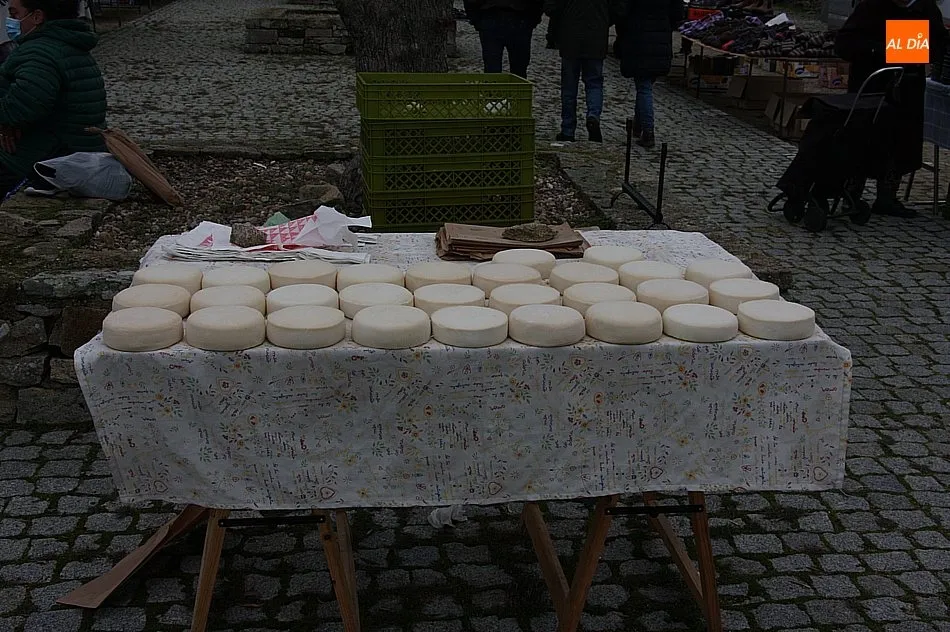 Foto 3 - El mercadillo de Trabanca cumple 16 a&ntilde;os con una excelente salud  