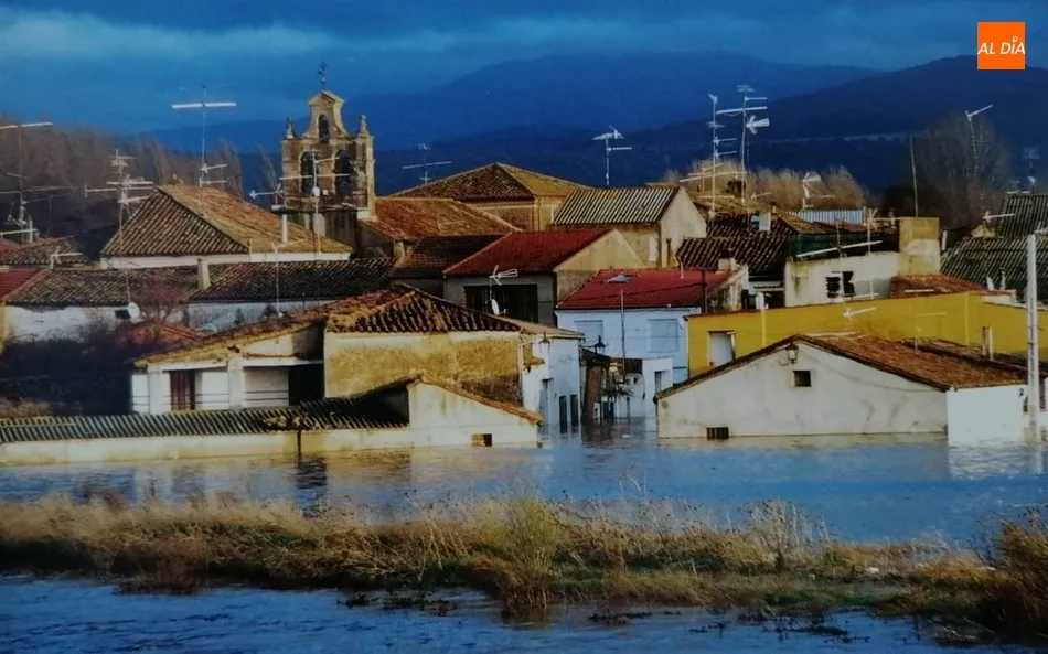 Foto 6 - Riberas del &Aacute;gueda rememora la gran riada que inund&oacute; el Arrabal del Puente hace justo 20 a&ntilde;os  