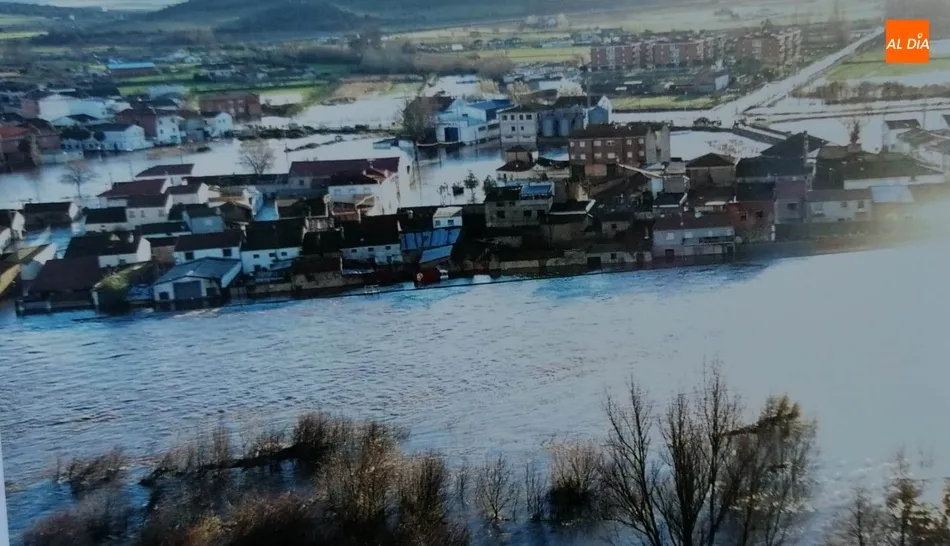 Foto 2 - Riberas del &Aacute;gueda rememora la gran riada que inund&oacute; el Arrabal del Puente hace justo 20 a&ntilde;os  