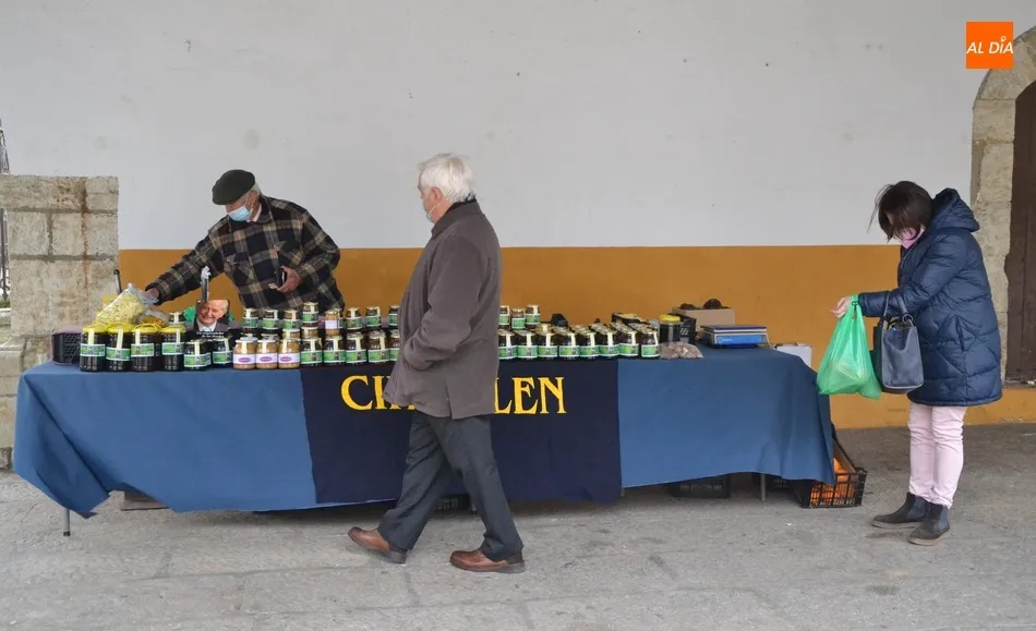 Versión adelantada del Mercado de los Martes en una Plazuela totalmente renovada  