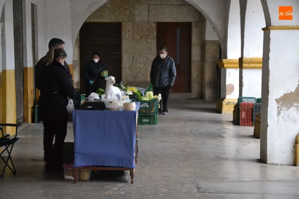 Foto 4 - Versi&oacute;n adelantada del Mercado de los Martes en una Plazuela totalmente renovada  