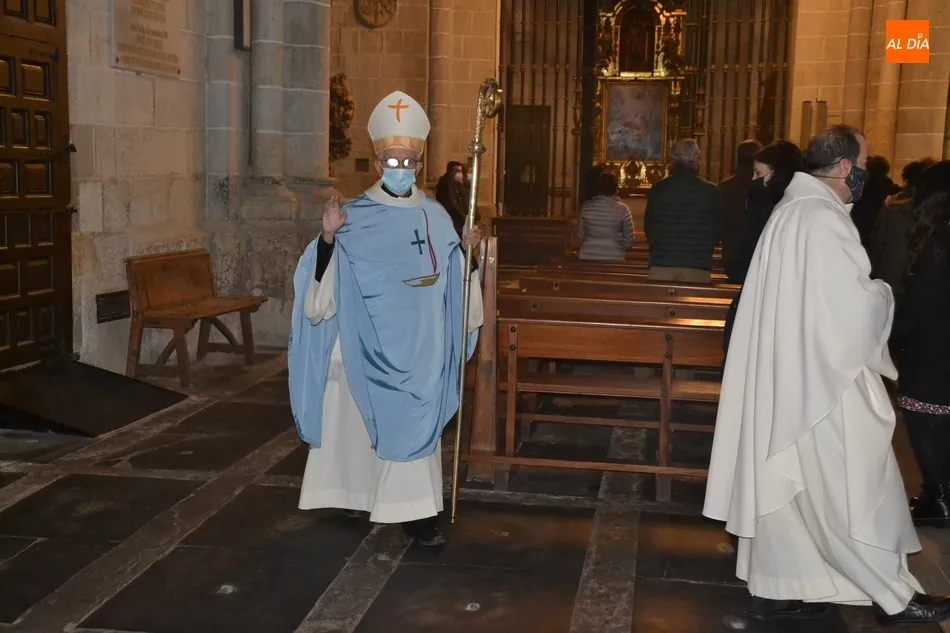 Foto 10 - D&iacute;a grande en la Catedral con motivo de la Solemnidad de la Inmaculada Concepci&oacute;n  