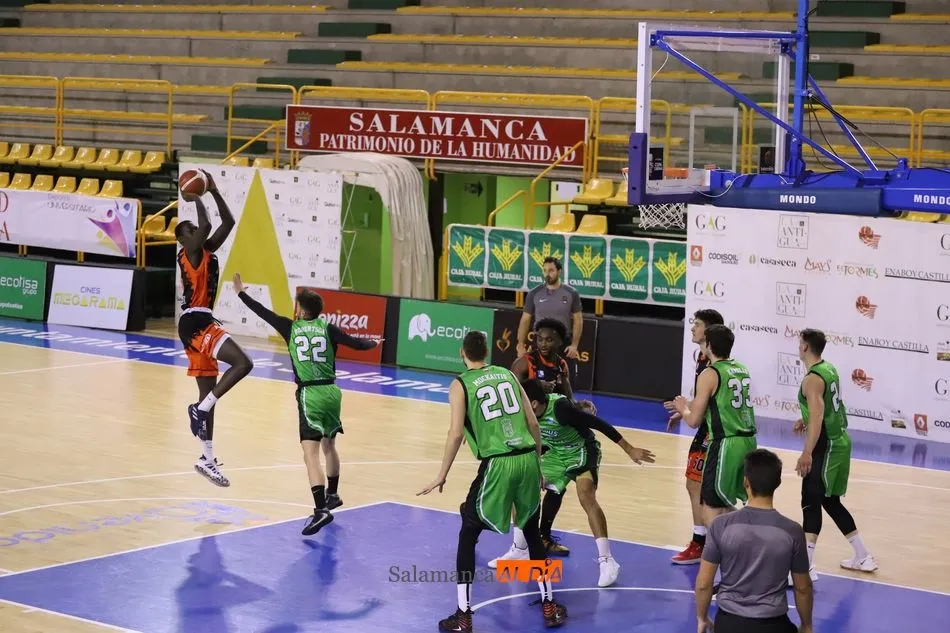 Usal La Antigua se hace más líder con una nueva victoria ante Conspur Bezana  