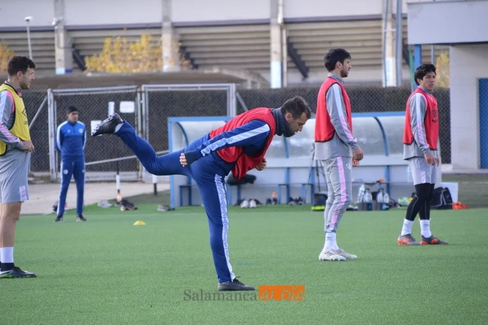 Foto 6 - Tejedor, el &lsquo;fichaje&rsquo; estrella en el entrenamiento del Salamanca UDS