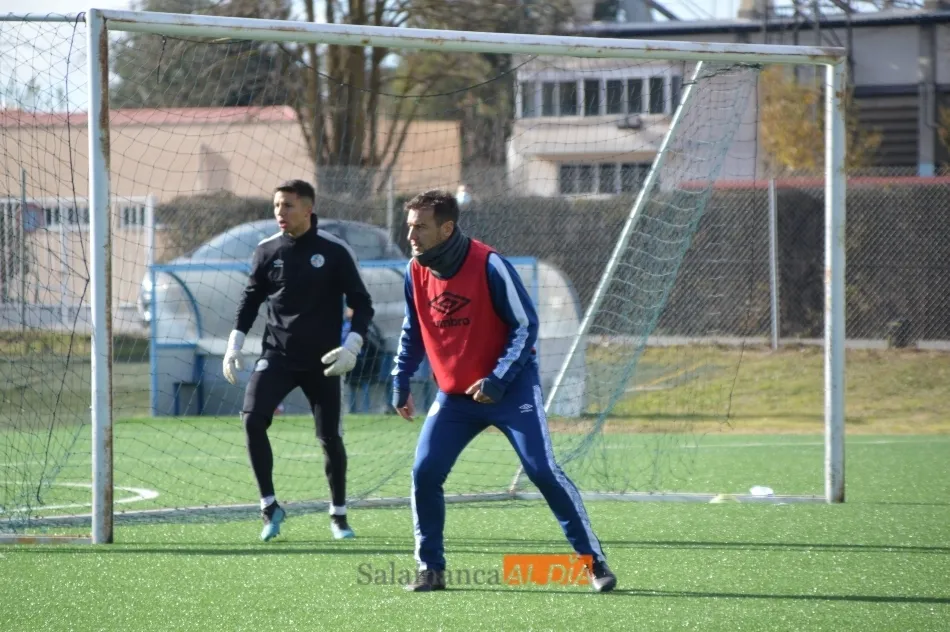 Foto 5 - Tejedor, el &lsquo;fichaje&rsquo; estrella en el entrenamiento del Salamanca UDS