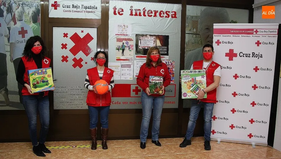 Los responsables de Cruz Roja Vitigudino apelan a la solidaridad de todos para que ningún niño de la comarca se quede sin juguetes esta Navidad