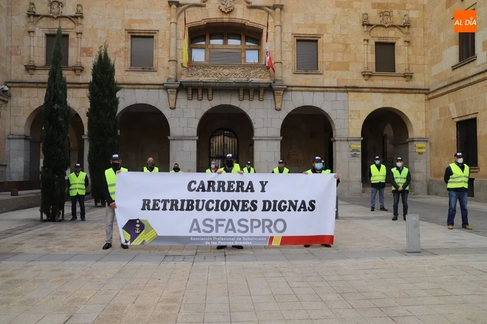 Foto 2 - Los militares reclaman equiparaci&oacute;n salarial: "Ahora somos m&aacute;s necesarios que nunca&rdquo;