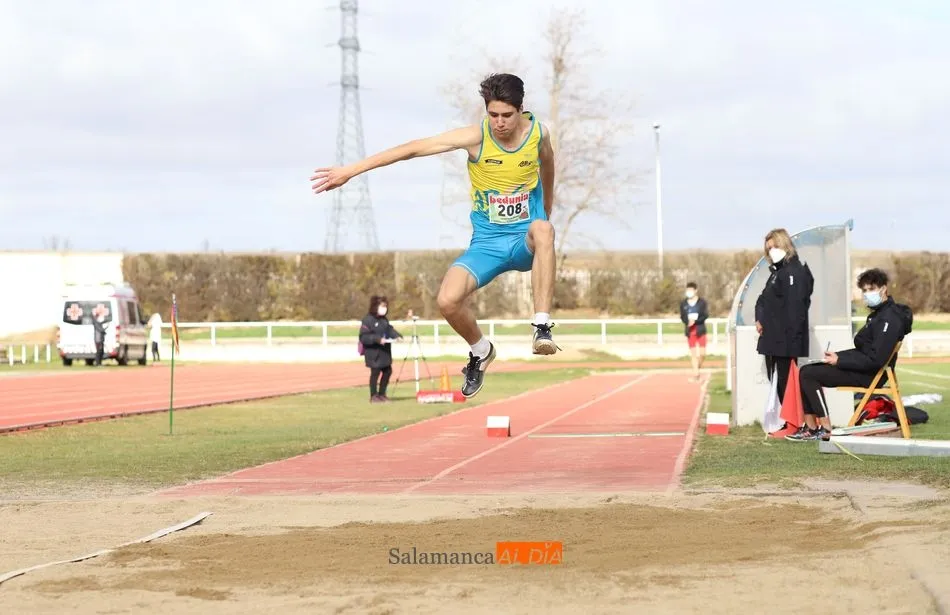 Foto 7 - Las Pistas disfrutan del Campeonato Provincial de Atletismo al Aire Libre