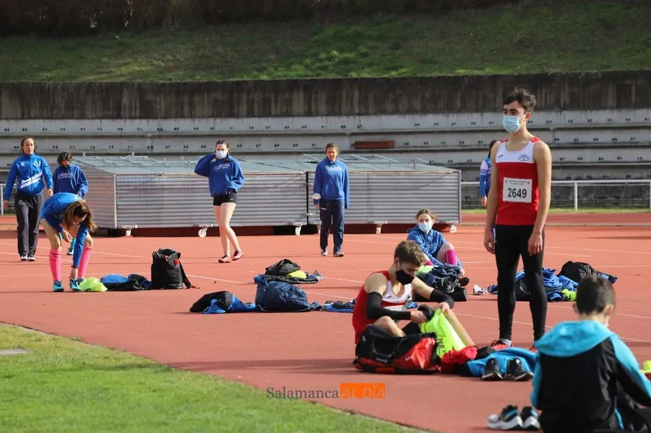 Foto 2 - Las Pistas disfrutan del Campeonato Provincial de Atletismo al Aire Libre
