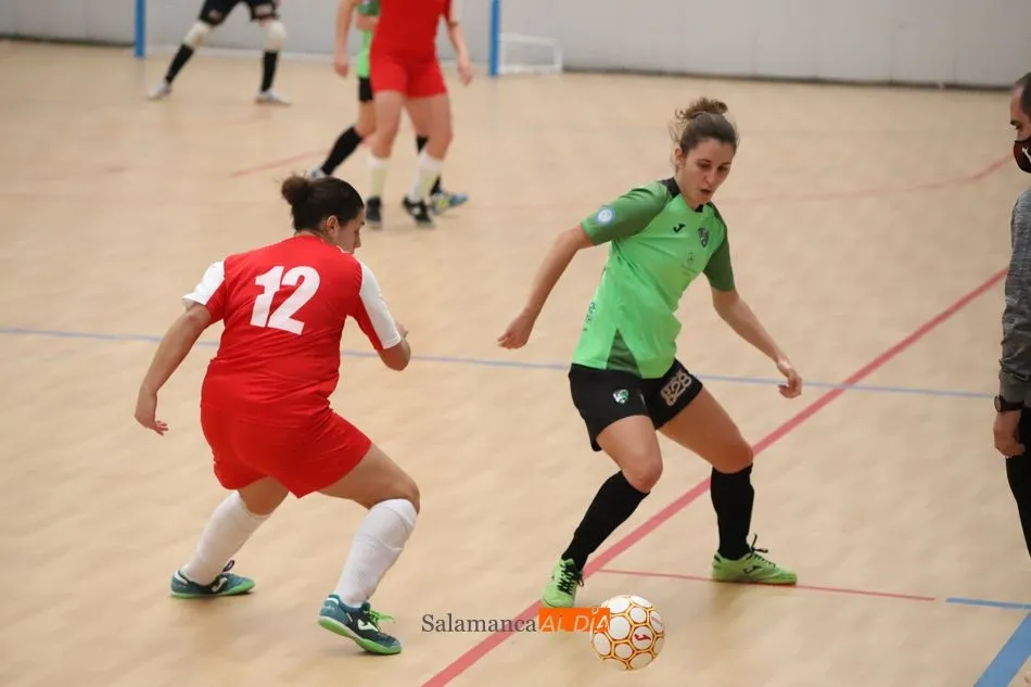 Foto 8 - Abultada goleada de la Universidad al Intersala en el derbi (1-7)
