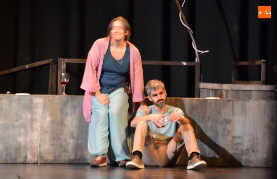 Foto 10 - Punto y final al a&ntilde;o teatral de la mano de Perigallo con un &uacute;ltimo sobresalto  