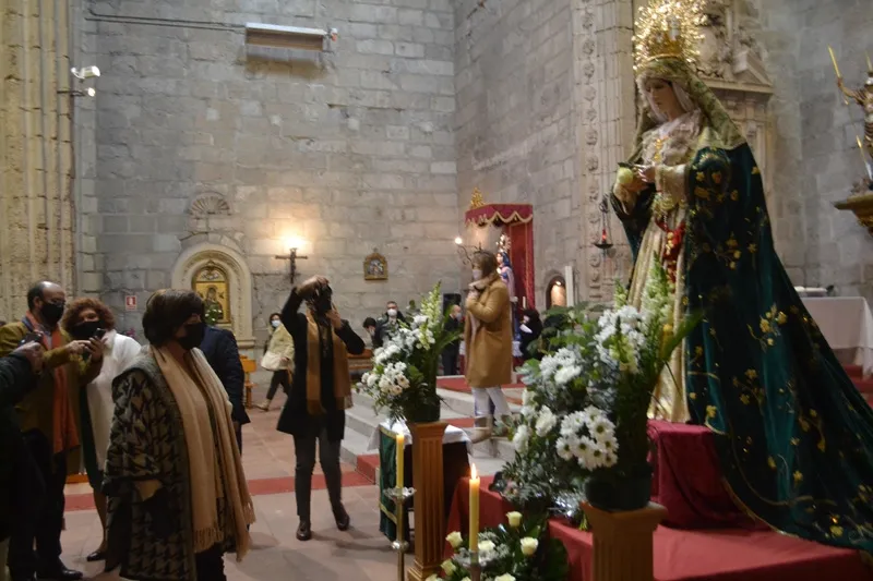 Foto 3 - Nuestra Se&ntilde;ora de la Esperanza vive su celebraci&oacute;n de acci&oacute;n de gracias arropada por fieles y...