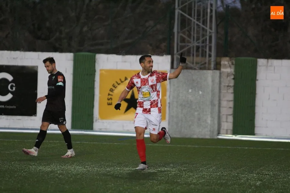 El delantero Antonio Pino, que marcó el gol chacinero ante el Ferrol