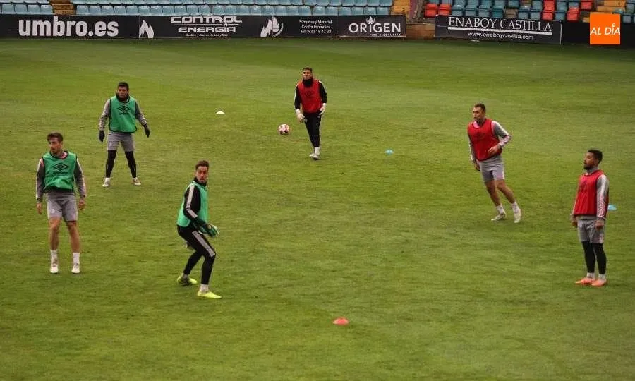 Foto 4 - Desbandada en el Salamanca UDS, que pierde siete jugadores para los entrenamientos de esta semana