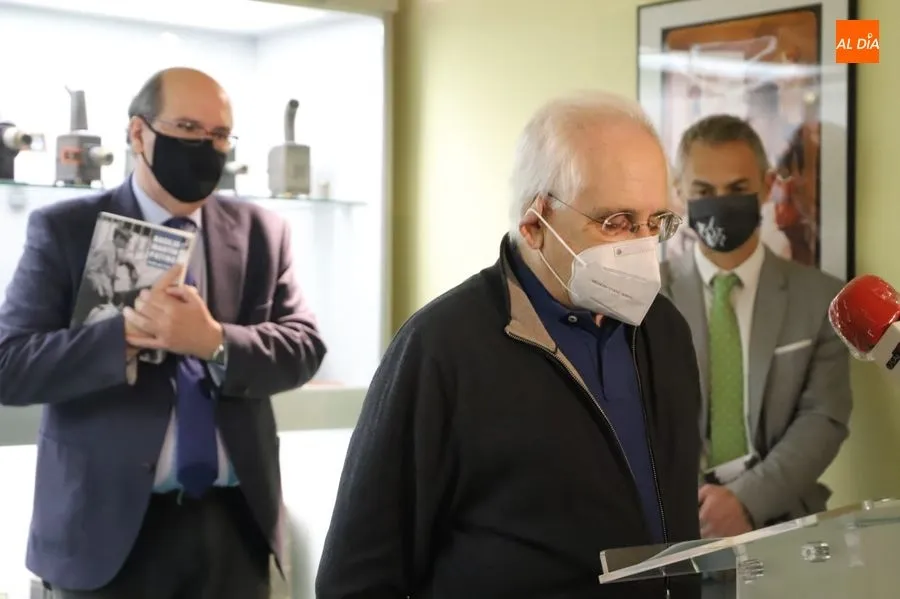 Presentación de esta nueva publicación sobre la biofilmografía de Basilio Martín Patino, coordinada por Ignacio Francia. Foto de Lydia González