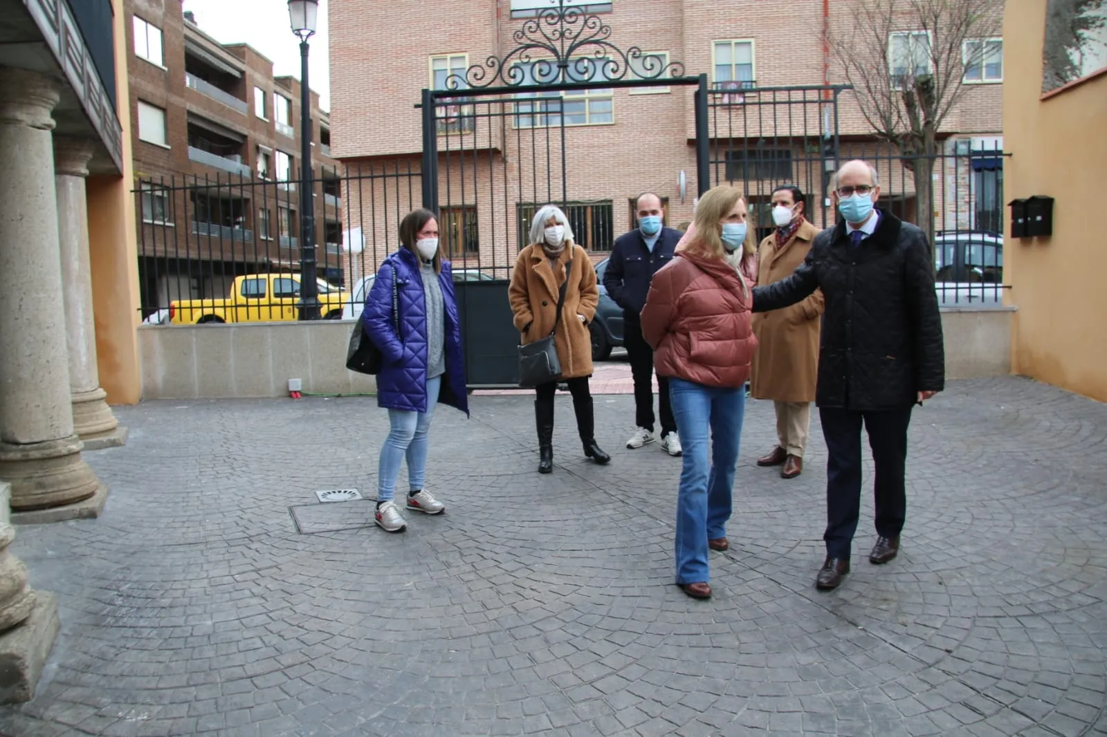 Foto 3 - Javier Iglesias visita las nuevas instalaciones del Centro de Acci&oacute;n Social en Alba de Tormes