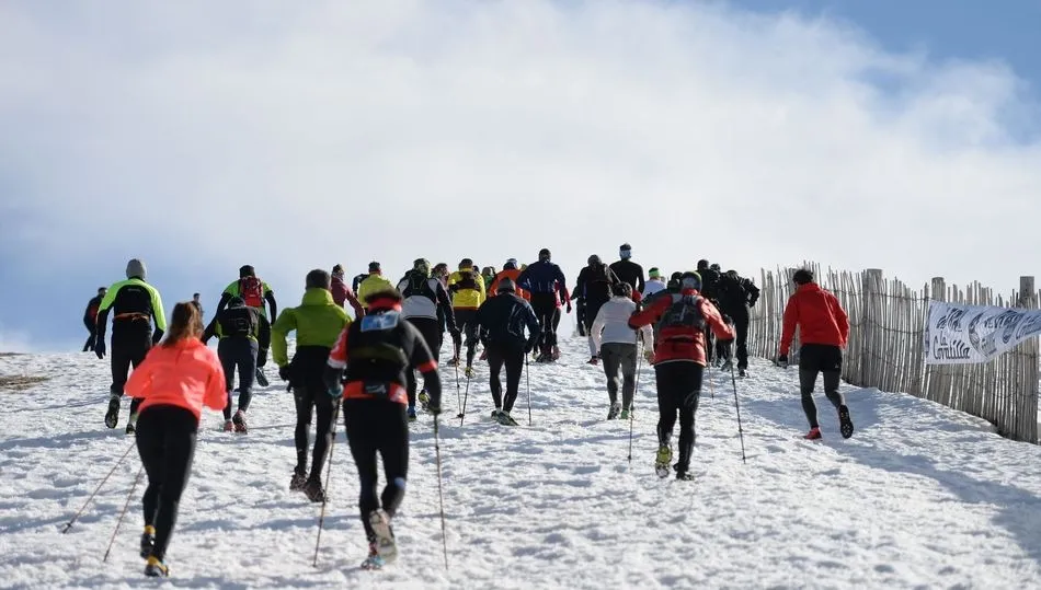Carrera sobre nieve en la Sierra de Béjar