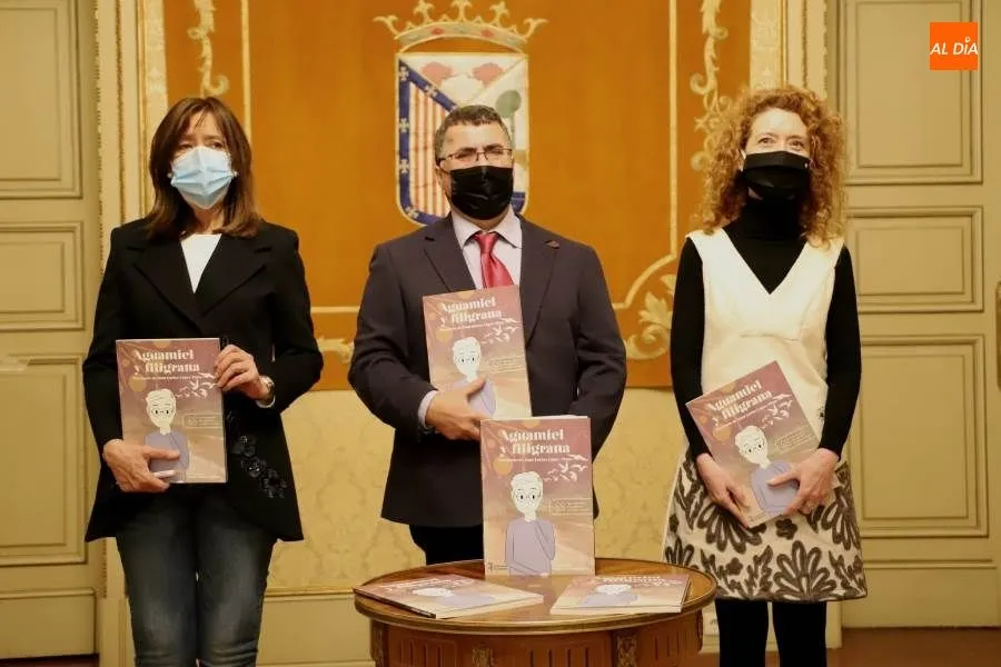 Foto 8 - &lsquo;Aguamiel y Filigrana&rsquo;, los poemas de Juan Carlos L&oacute;pez Pinto a beneficio de la Asociaci&oacute;n...